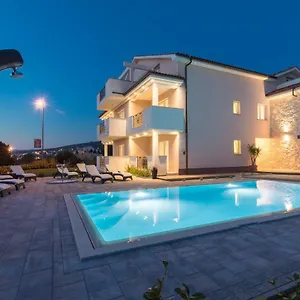 **** Couette-café Maris Croatie